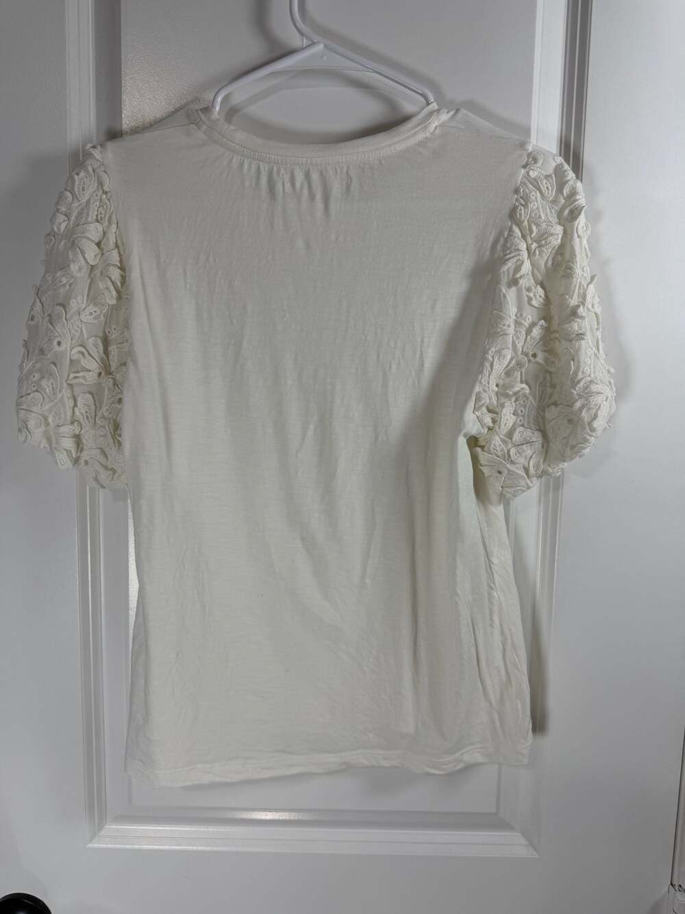 by Anthropologie Monike Applique Floral Lace Puff Sleeve Tee Ivory US 8